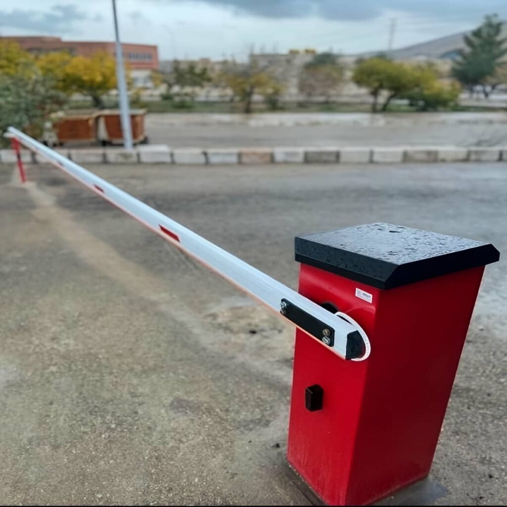 ساخت سامانه کنترل تردد خودرو با پلاک خوان