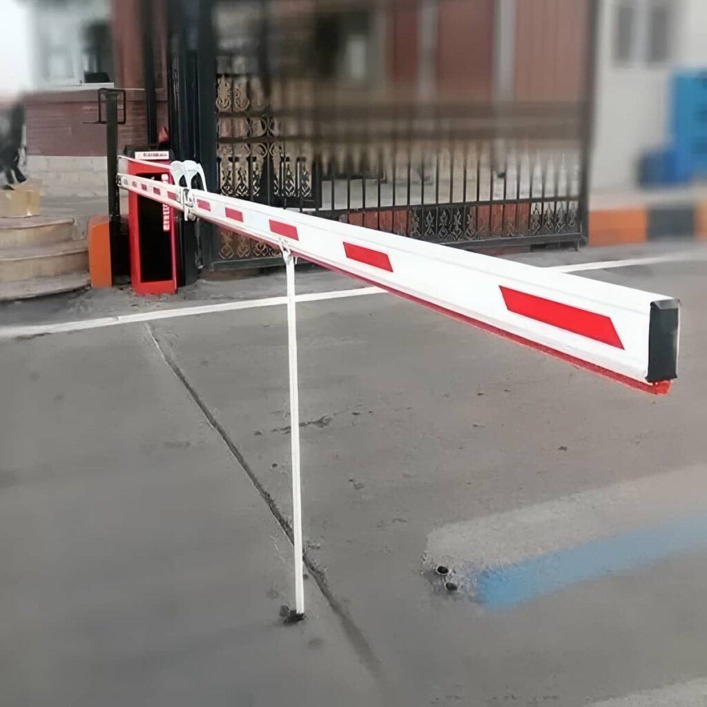 سفارش راهبند LED دار دوحالته برای اعلام توقف و عبور