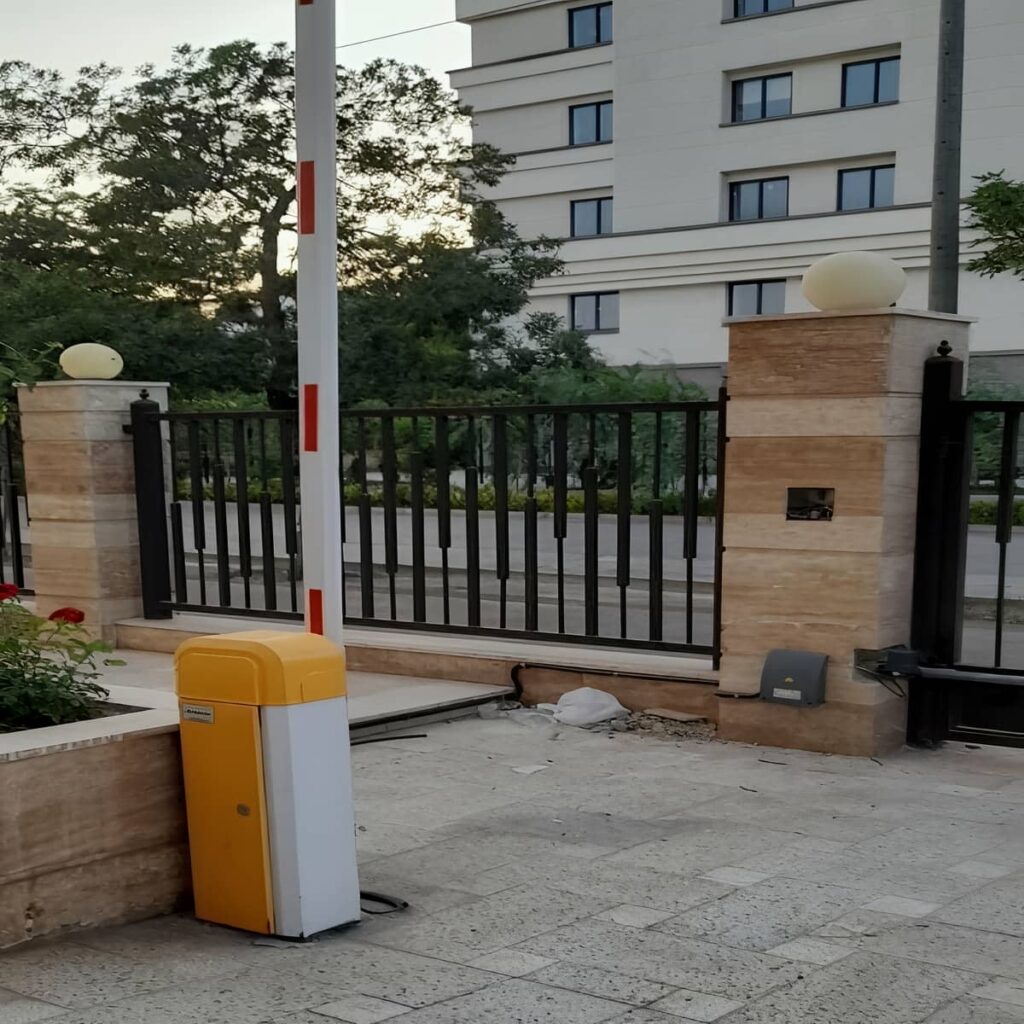 نصب راهبند اداری کارت خوان همراه با فتوسل