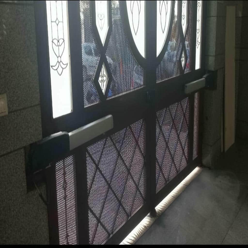 تولید درب پارکینگ بازویی با پروفیل مقاوم