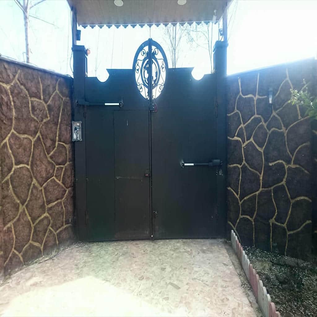خرید جک درب حیاط سنگین با شاسی تقویت‌شده