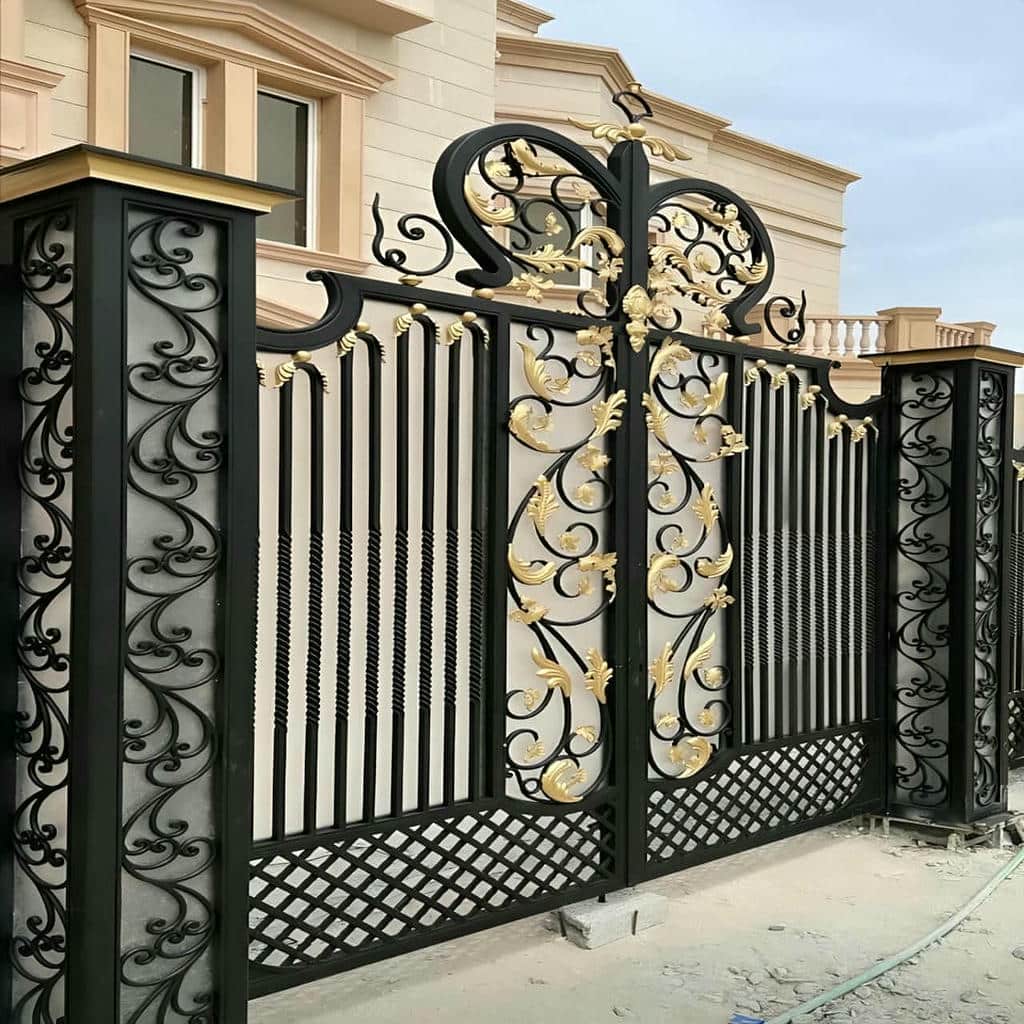 سفارش درب ویلایی مینیمال خطی مناسب نمای مدرن
