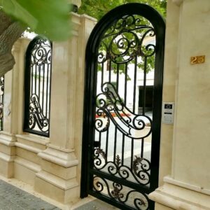 9 طرح درب آهنی شیک ورودی حیاط
