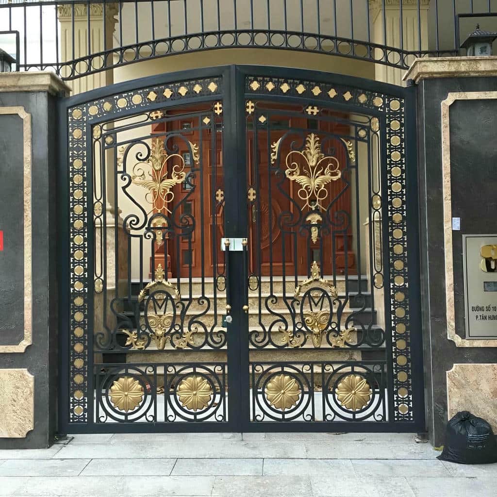 سفارش درب حیاط بزرگ پارکینگ مناسب ورودی عریض