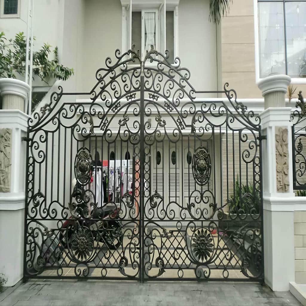 خرید درب حیاط ورودی محوطه با قفل مطمئن