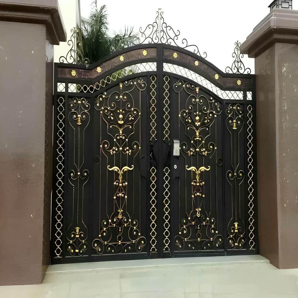 فروش درب پارکینگ ویلا ماشین رو مناسب ورودی باغ