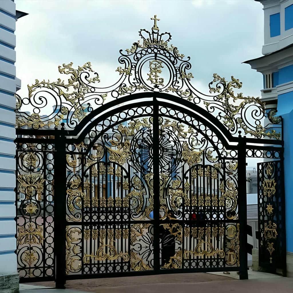 خرید درب حیاط ویلایی قوسی با قفل مطمئن