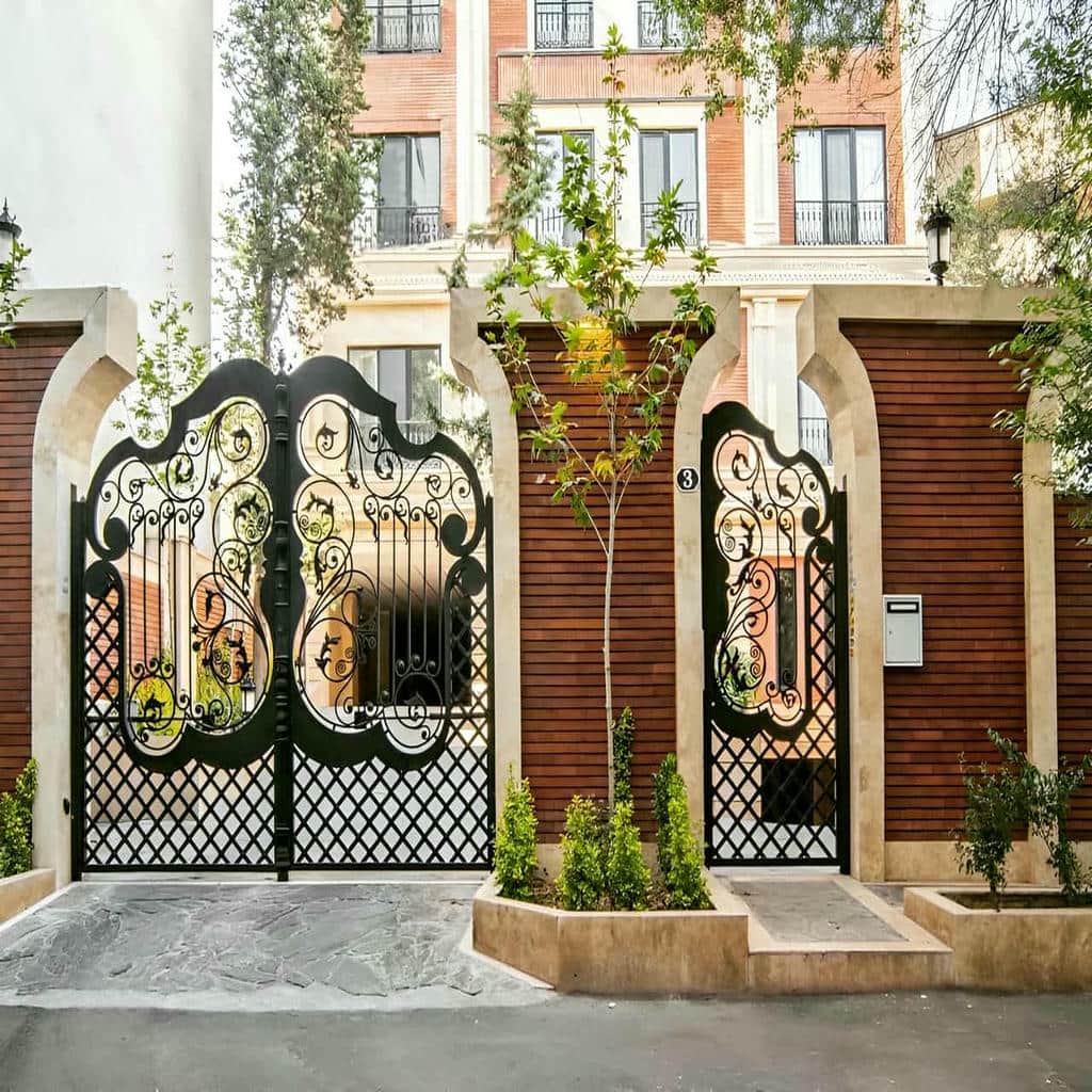 قیمت درب ویلایی فرفورژه نمای رومی بر اساس طرح و ابعاد