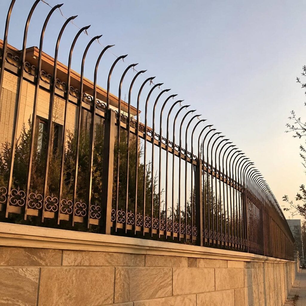 خرید حفاظ دیوار رنگ کوره ای برای امنیت ورودی