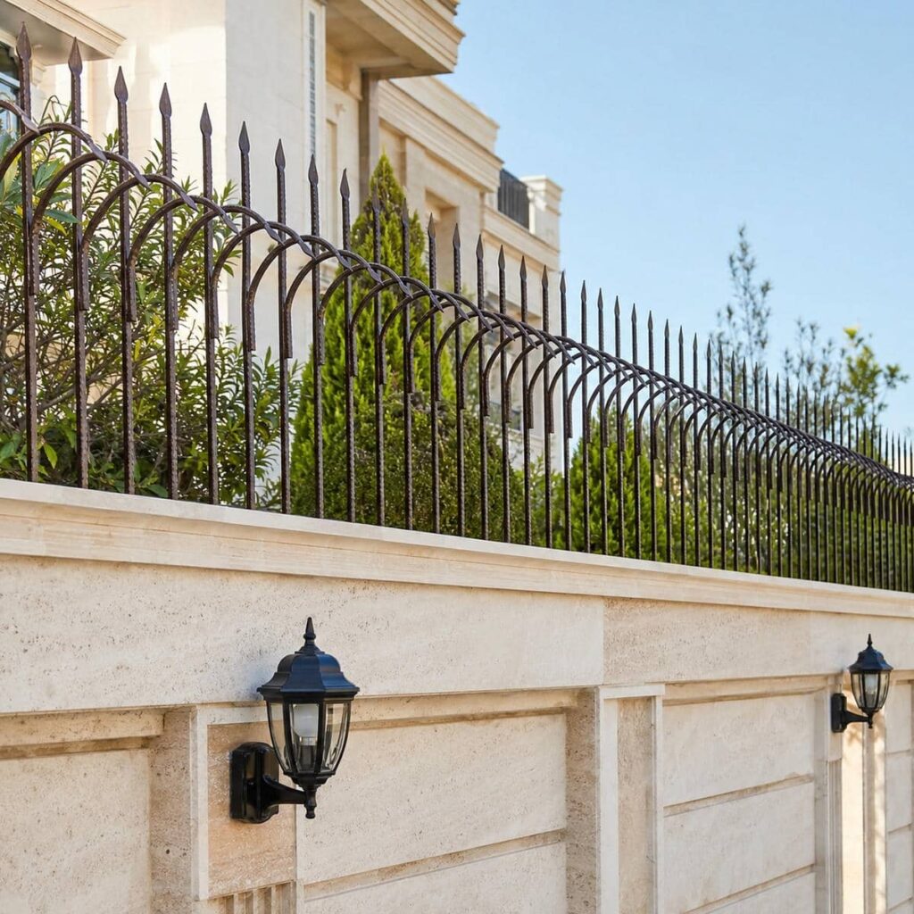قیمت حفاظ شیک روی تراورتن با نصب مطمئن