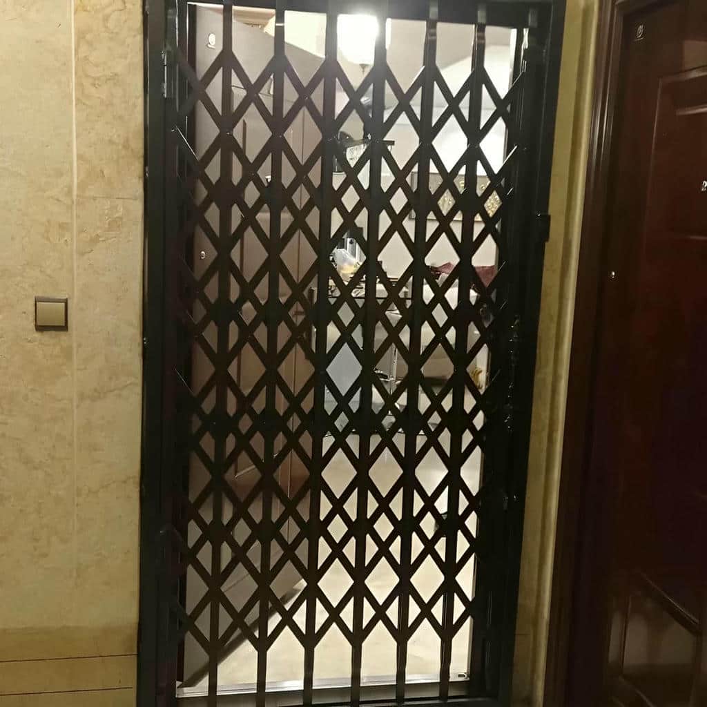درب آکاردئونی دهانه بزرگ درب آکاردئونی دهانه بزرگ