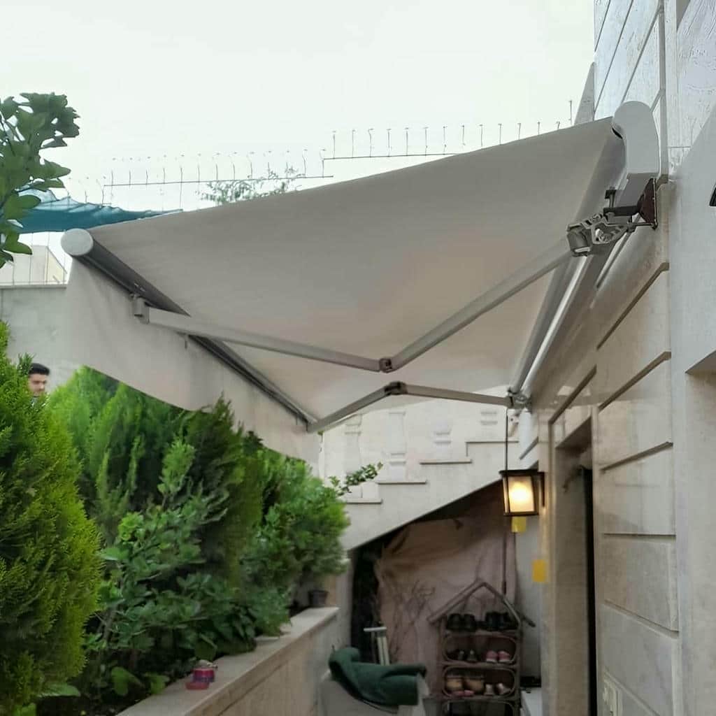 مرکز فروش سایبان حیاط سفارشی مناسب موتور بازو پارچه و ریموت کنترل