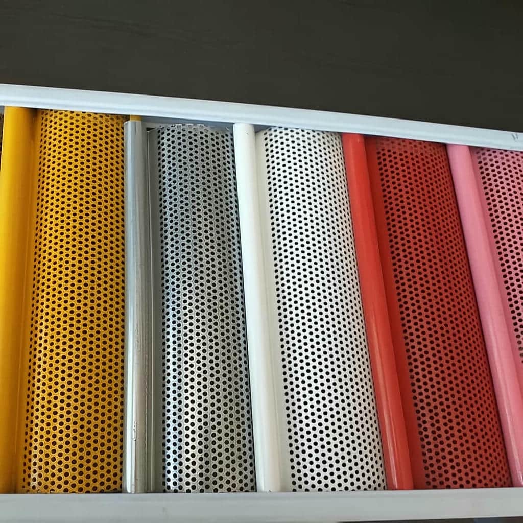 کرکره پانچ دار مشبک فروشگاهی مرکز فروش تخصصی کرکره پانچ دار مناسب سفارش اینترنتی و ارسال