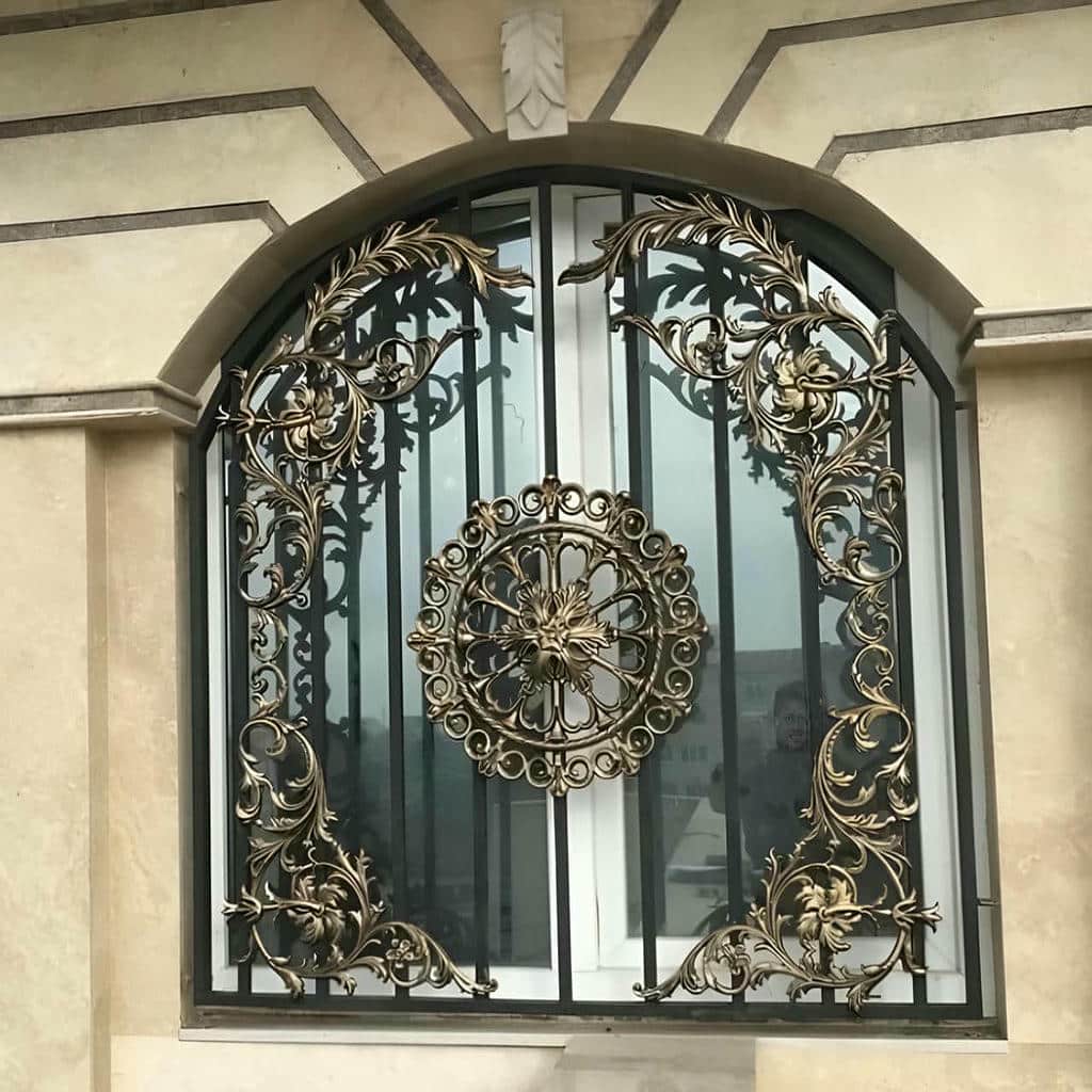 حفاظ پنجره فرفورژه سفارشی