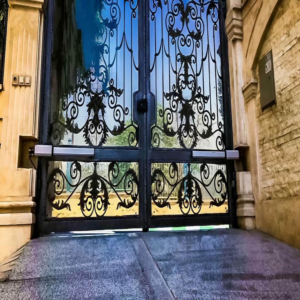 جک پارکینگی مقاوم فضای باز