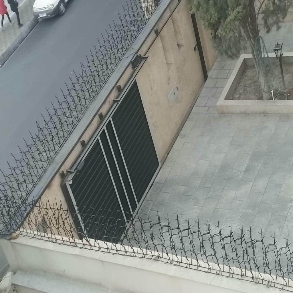 حفاظ دیوار فلزی مشکی در خرم آباد