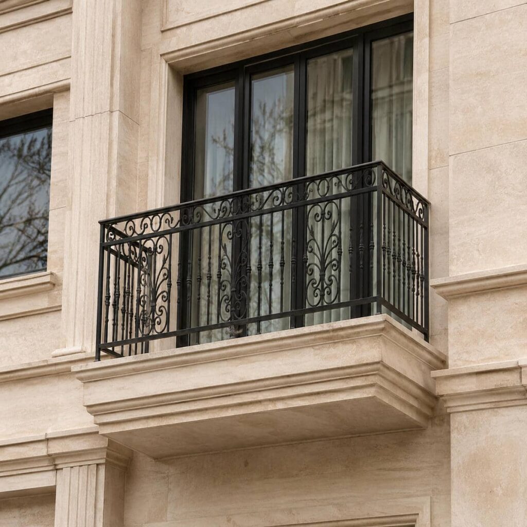 نرده بالکن آهنی با پوشش مات تیره