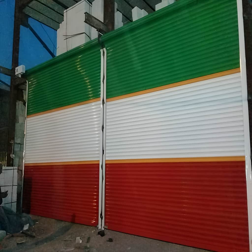 کرکره برقی در استان ایلام نمای ورودی تجاری