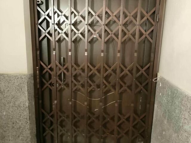 مرکز تخصصی حفاظ درب آکاردئونی در قم و حومه