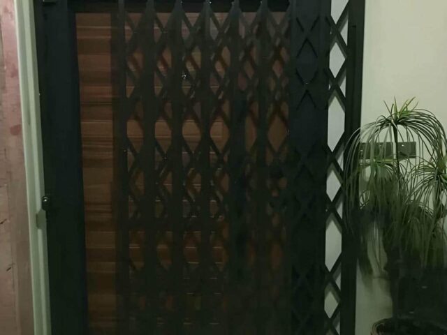مرکز عرضه حفاظ درب آکاردئونی در ساری و حومه