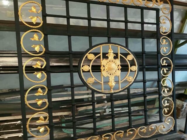 حفاظ پنجره فلزی مشکی در قزوین نمای آجری مرکز فروش و سفارش حفاظ پنجره در قزوین و حومه