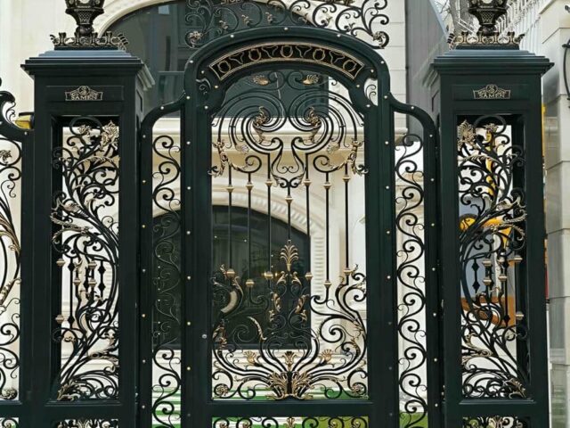 مرکز تخصصی عرضه درب حیاط در استان یزد
