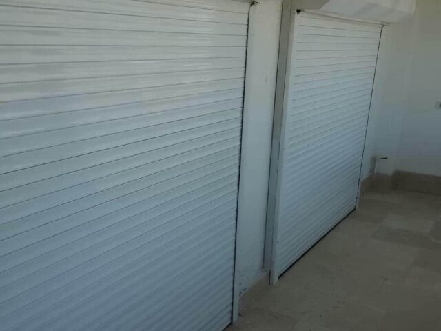 کرکره برقی آلومینیومی در ساری برای ورودی پارکینگ مرکز تخصصی فروش کرکره برقی در ساری و حومه